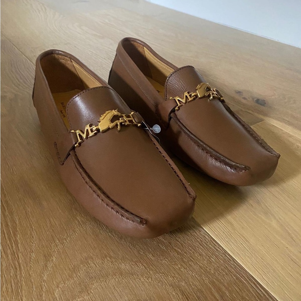 Mario Hernandez NEW SHOES